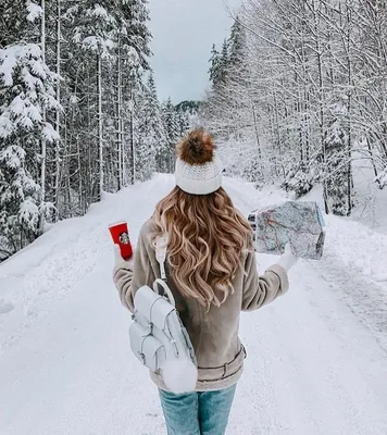 PNG фотография девушек с цветами со спины на аву