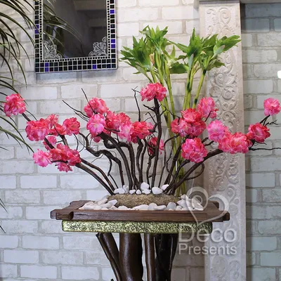 Интерьерные композиции из искусственных цветов: Создайте цветочный рай в своем доме