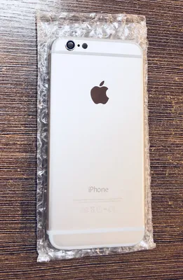 Интересные детали Iphone 6 в фиолетовом цвете на фото