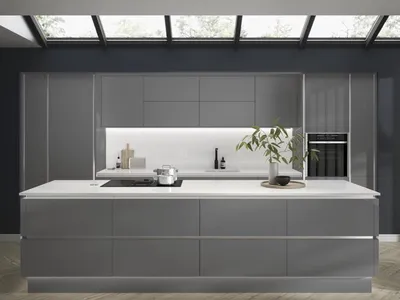 Фотографии кухонь в сером цвете: превосходное качество на любом устройстве