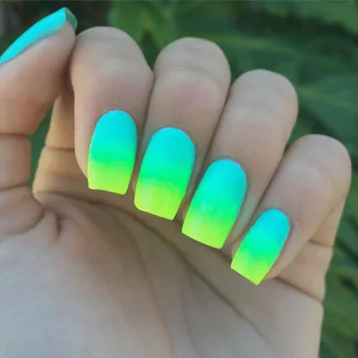 Ультрамодные яркие цвета ногтей, которые стоит попробовать (фото)