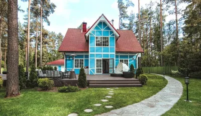 JPG фотография цветов крыши и фасада дома
