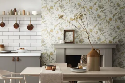 Фото сочетания цветов потолка и обоев: вдохновение для домашнего интерьера