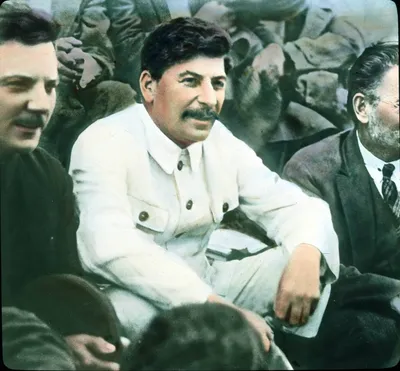 Фотк Сталин в цвете