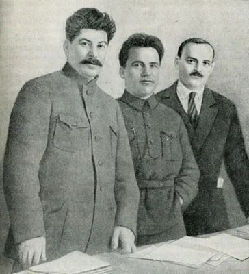 Фото Сталин в цвете в хорошем качестве