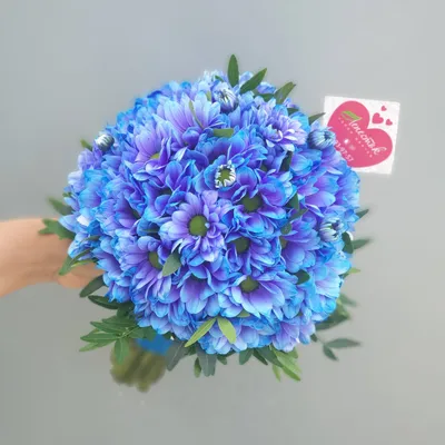 Фото свадебного букета с голубыми цветами в высоком разрешении