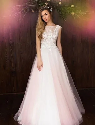 Свадебные платья розового цвета фотографии