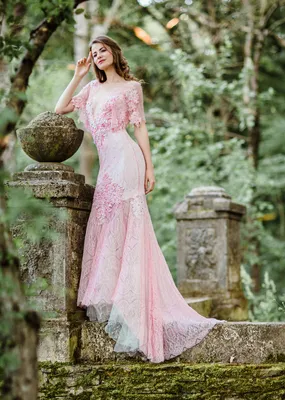 Фото свадебных платьев розового цвета - выбирайте бесплатные изображения в HD качестве