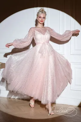 Фото современных свадебных платьев в розовой гамме