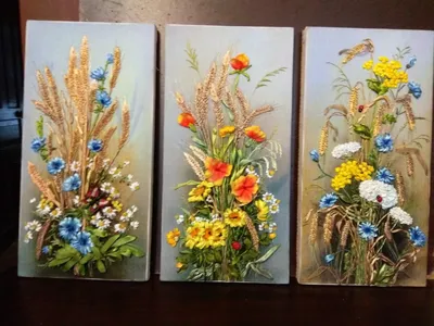 Магия природы: живописные цветочные композиции в триптихе