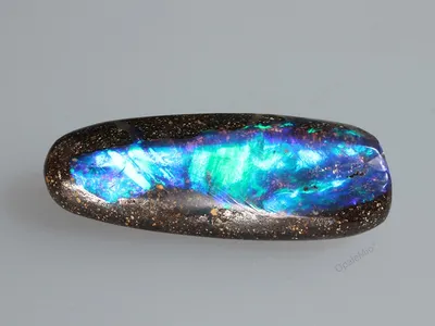 Магия Цветопала: Зачаровывающая палитра камня 