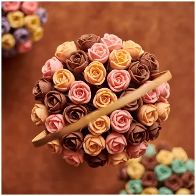 Как настоящие: потрясающие фото цветов из шоколада