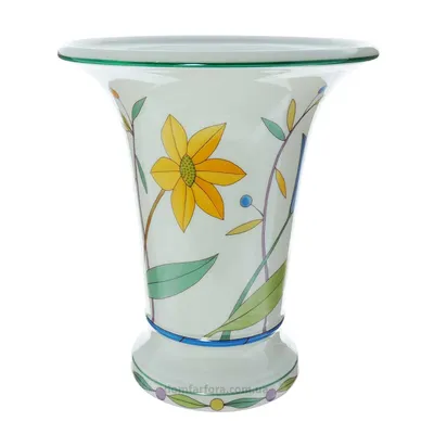Уникальные вазы для цветов на фото