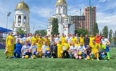 Изящество и страсть на футбольном поле: яркие фотографии