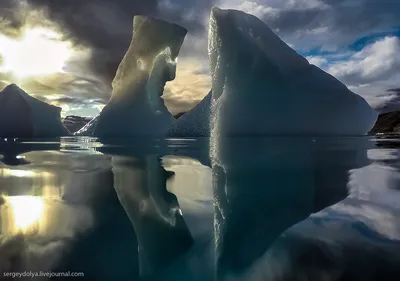 Beautiful Big White Iceberg Underwater. Global Warming And Melting  Фотография, картинки, изображения и сток-фотография без роялти. Image  192779853