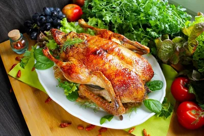 Как приготовить праздничные блюда из птицы на Новый год — читать на  Gastronom.ru