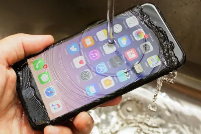 Если iPhone попал в воду - что нужно делать: пошаговая инструкция