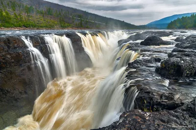 Pro гармонию падающей воды. Фотограф Пешков Валерий