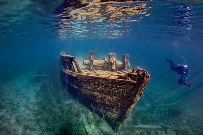 [85+] Фото затонувших кораблей под водой фото