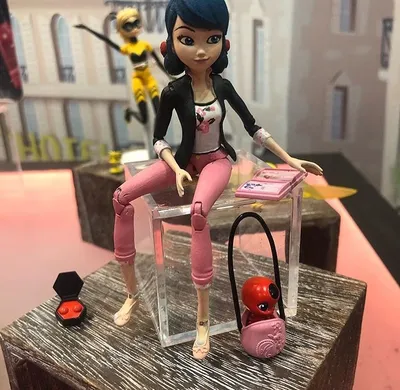 Купить Куклы и аксессуары Miraculous в интернет каталоге с доставкой |  Boxberry