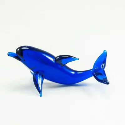 рыба дельфин кит осетр вид сверху с красивым Иллюстрация штока -  иллюстрации насчитывающей стена, пруд: 224001428