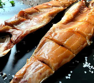 Купить рыба холодного копчения Рыба меч скумбрия и сельдь филе-кусочки 100  г, цены на Мегамаркет | Артикул: 100053376542