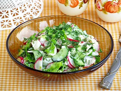 Салат из жареной рыбы с зеленью, рецепт с фото