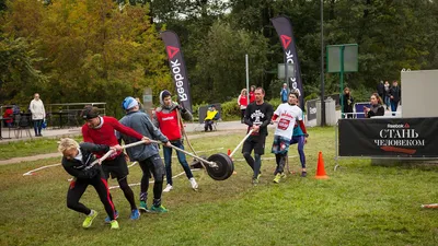 Тренировки Reebok \"Стань человеком со звездами\"