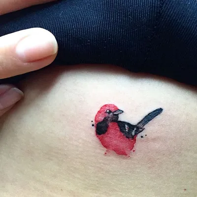 Татуировка женская графика на бедре птица феникс 4437 | Art of Pain