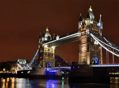 В Лондоне открыт Тауэрский мост - Знаменательное событие