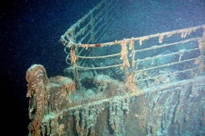В музее \"Титаника\" в обвалилась стена-айсберг, есть пострадавшие