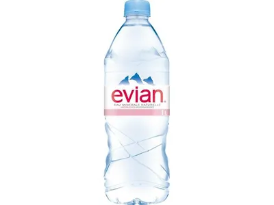 Купить Вода природная минеральная Эвиан / Evian 0.5 - пластиковая бутылка,  Производство: Франция - Цена: 3 240 ₽ в магазине Beerkontora